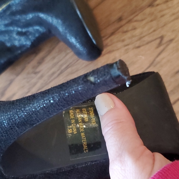Colin Stuart black stiletto bootie..with some shine!! Used but great shape! - Picture 6 of 8
